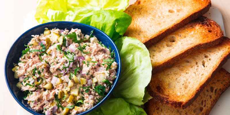 Which Wich tuna salad nutrition