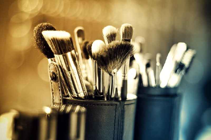 Who makes essence makeup