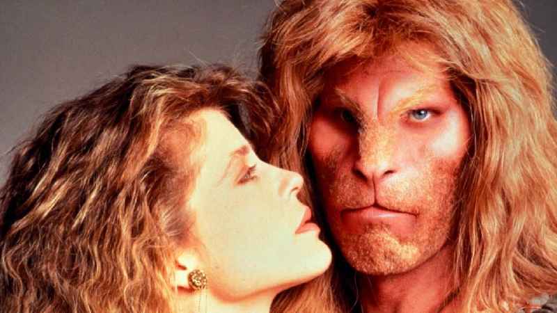 Who replaced Linda Hamilton in Beauty and the Beast