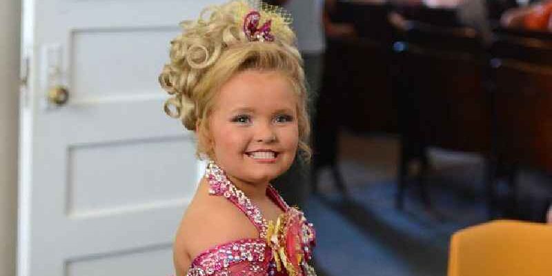 Why are children's beauty pageants wrong