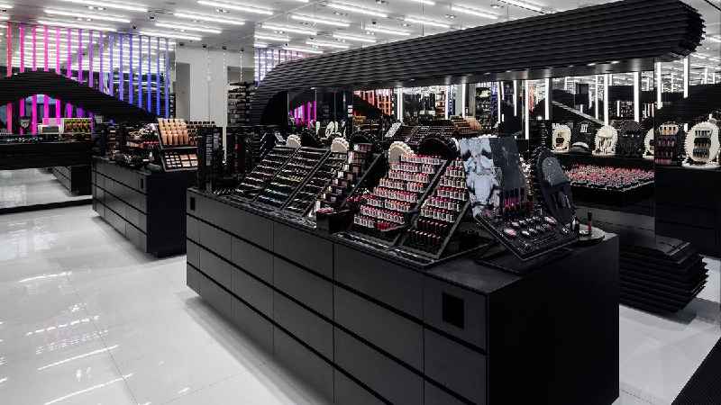 Why do you want to work for MAC cosmetics