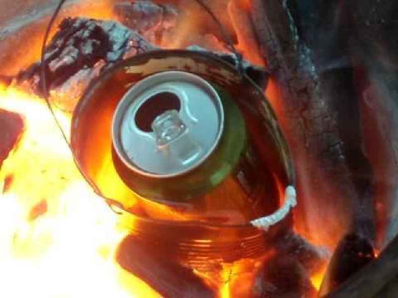 Will Heat make soda cans explode